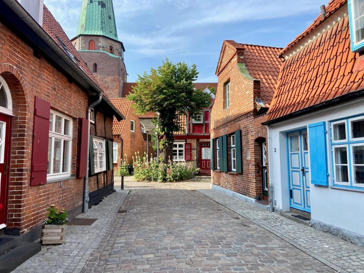 Ferienwohnung - Luett Matten - *
